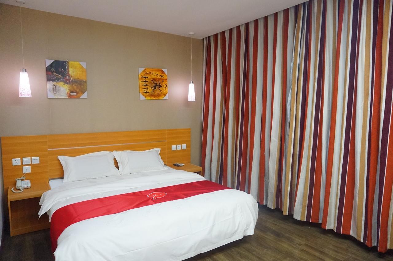 Thank Inn Chain Hotel Guizhou Zunyi Huichuan District Huichuan Avenue Εξωτερικό φωτογραφία