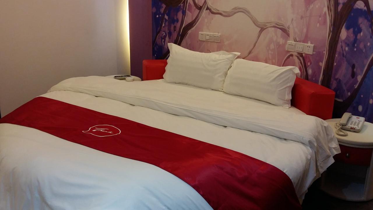 Thank Inn Chain Hotel Guizhou Zunyi Huichuan District Huichuan Avenue Εξωτερικό φωτογραφία