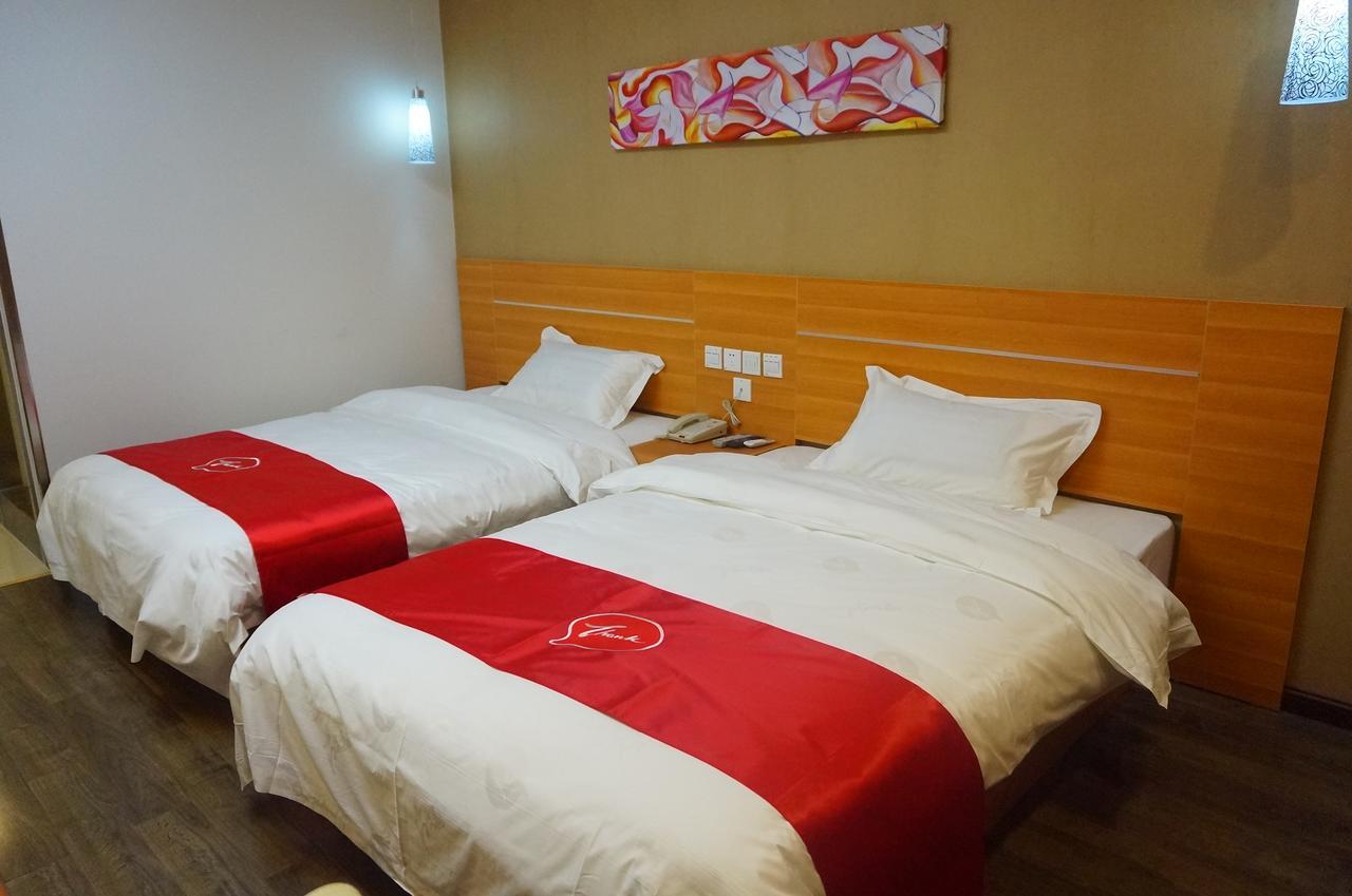 Thank Inn Chain Hotel Guizhou Zunyi Huichuan District Huichuan Avenue Εξωτερικό φωτογραφία